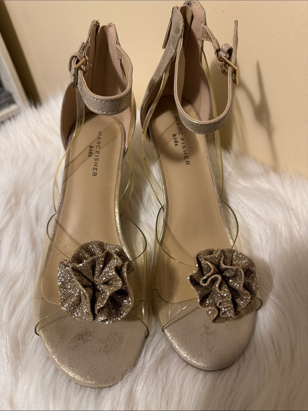 Marc Fisher Metallic Gold Ruffle Ankle-Strap Heels kid size 4.5 women 6